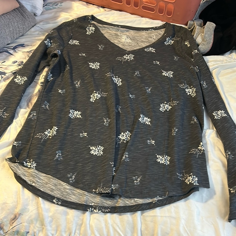 Sonoma Lg long sleeve floral shirt